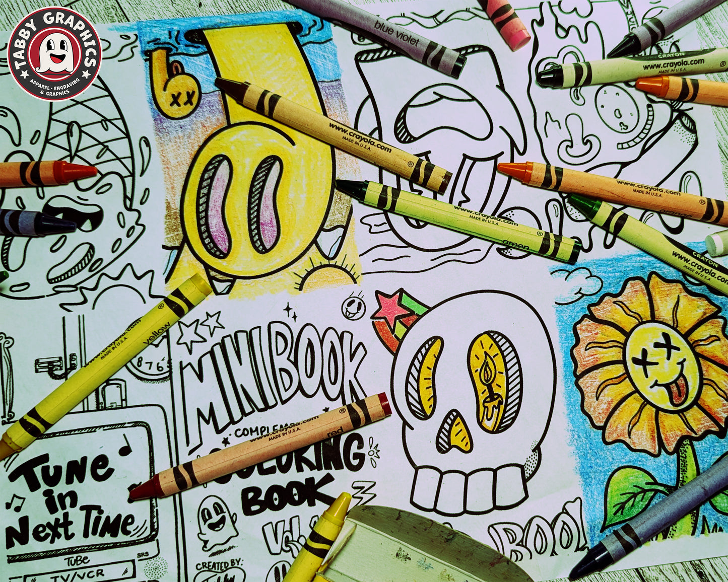 🖍️ Doodle Zine: A One-Page Mini Coloring Book 🎨